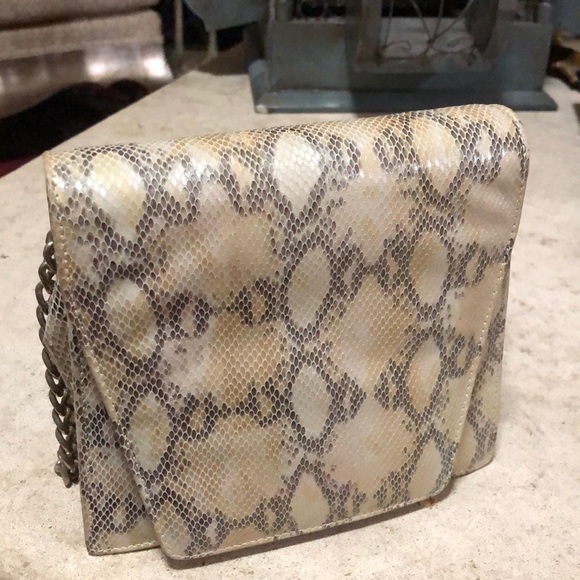 Vintage Purse - Picture 2 of 4